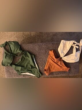 Women’s One-Piece Swimsuits Cutout Halter Tie (Green & White/Tan)